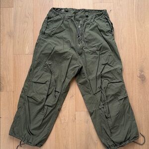 Urban Outfitters Men's Dark Green Cargo Pants